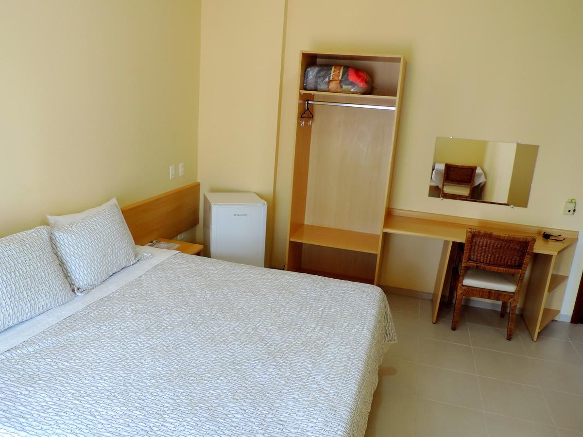 Hotel Pequeno Mundo 2 Campo Verde Buitenkant foto