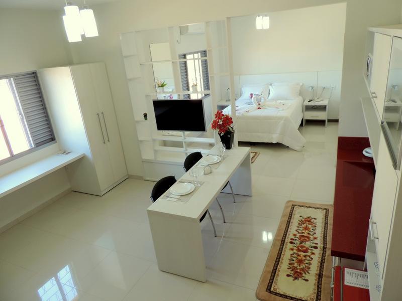 Hotel Pequeno Mundo 2 Campo Verde Buitenkant foto